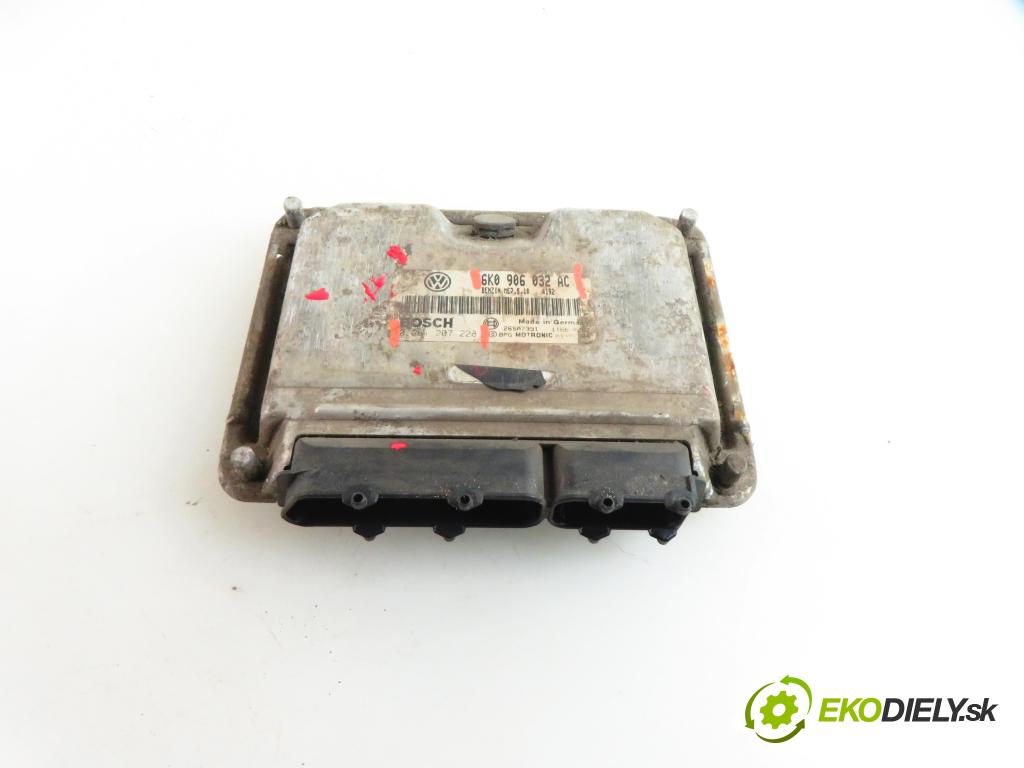 SEAT IBIZA II (6K1) HB 2001 1390,00 Sterowniki silnika 1390,00 Riadiaca jednotka Motor 6K0906032AC;0261207228