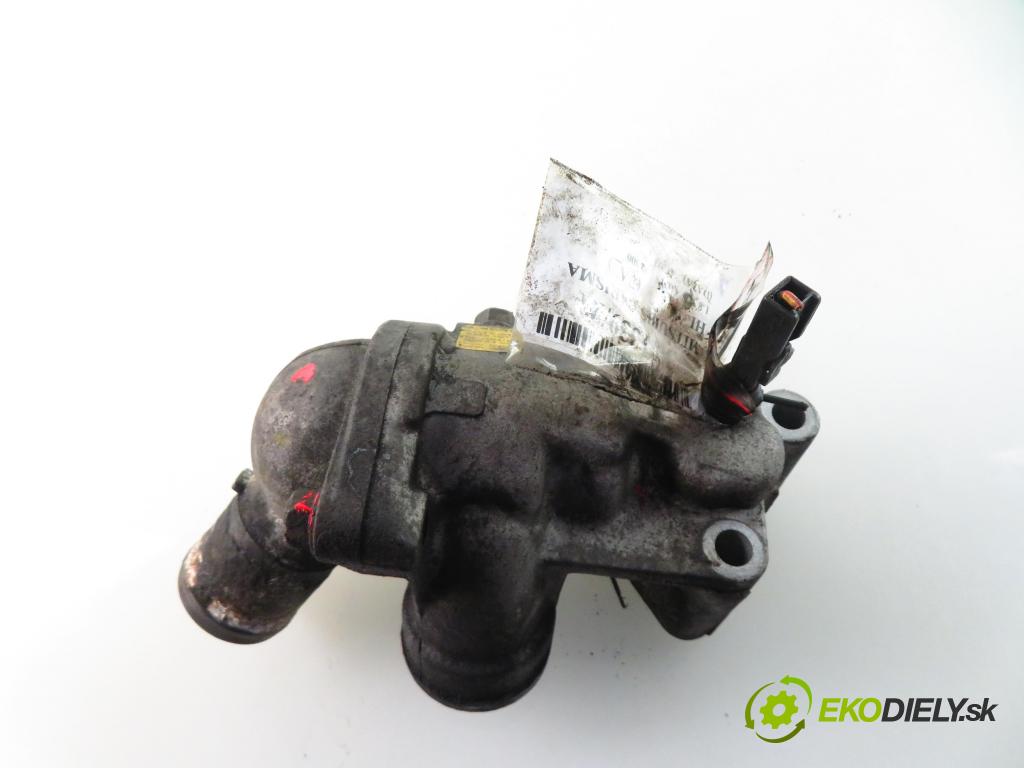 MITSUBISHI CARISMA (DA_) LIFTBACK 2000 1834,00 Obudowy termostatów 1834,00 obal termostatu  (Termostaty)