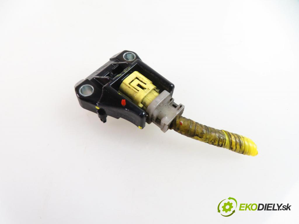 SUBARU TRIBECA (B9) SUV 2007 3000,00 Czujniki uderzenia 3000,00 Snímač nárazu 98231AG01A (Snímače nárazu)