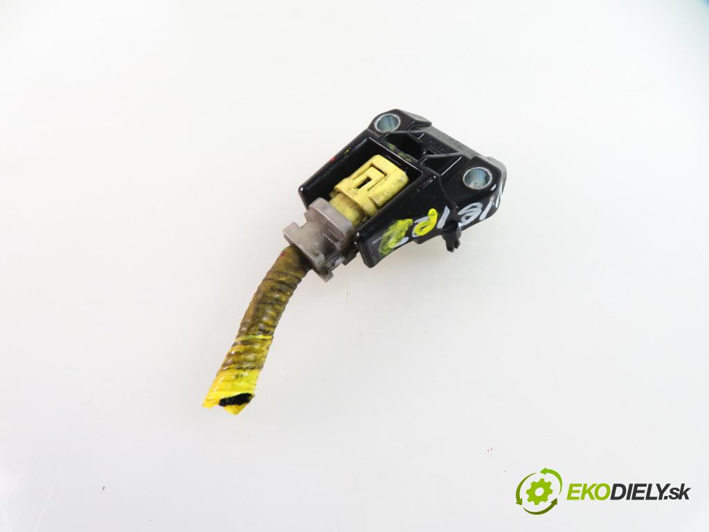 SUBARU TRIBECA (B9) SUV 2007 3000,00 Czujniki uderzenia 3000,00 Snímač nárazu 98231AG01A (Snímače nárazu)