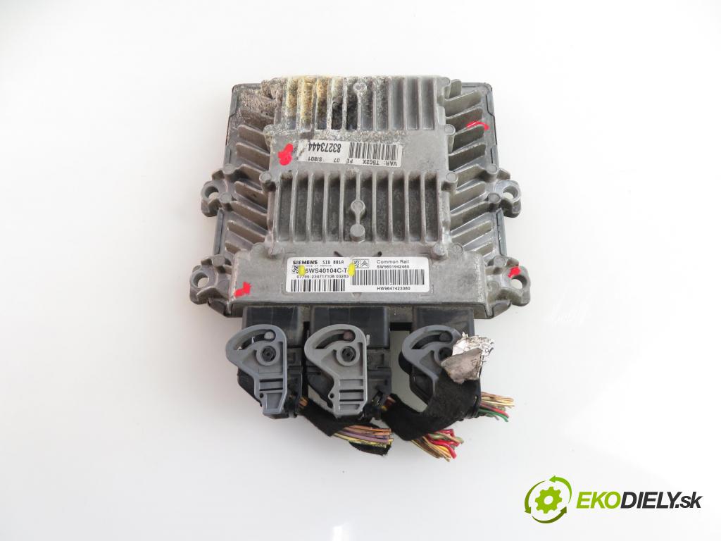 PEUGEOT 307 SW (3H) KOMBI 2003 1997,00 Sterowniki silnika 1997,00 Riadiaca jednotka Motor 5WS40104CT