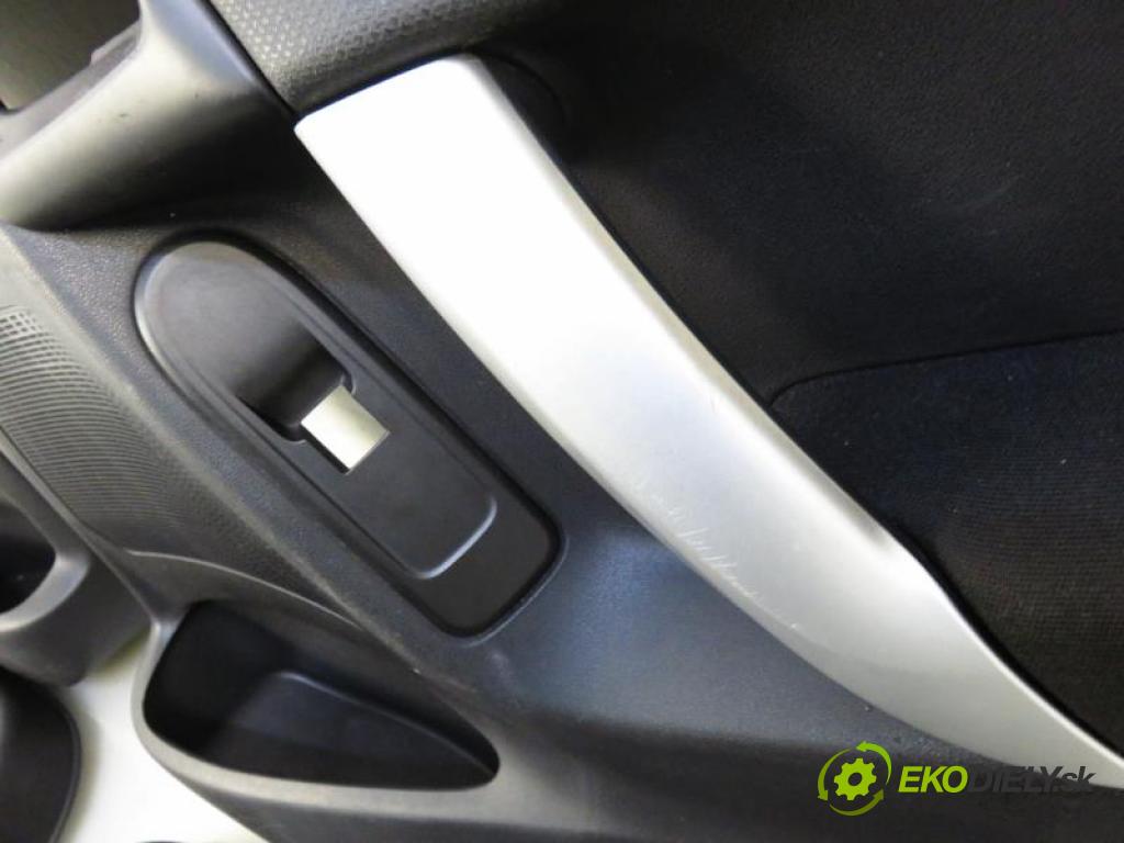 CITROEN C3 II (SC_) HB 2010 1560,00 Fotele, kanapy 1560,00 Sedadlá, sedačky