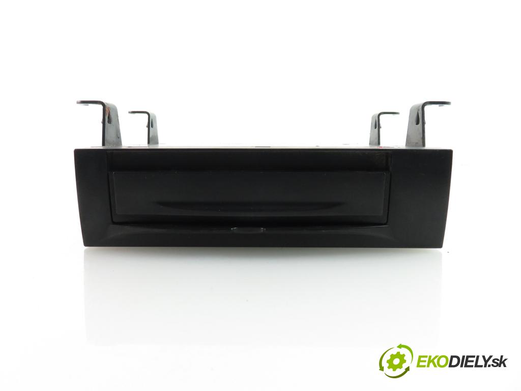 VOLVO XC90 I (275) SUV 2005 2401,00 Nawigacje GPS fabryczne 2401,00 čítač navigácie 307525441 (Ostatné)