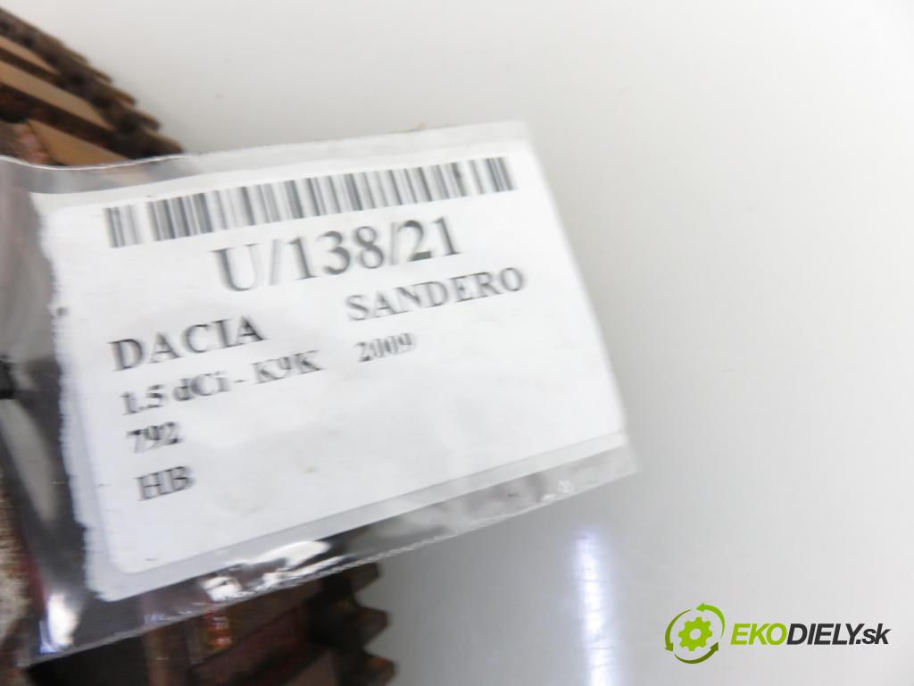 DACIA SANDERO HB 2009 1461,00 Koła dwumasowe i zamachowe 1461,00 Koleso zotrvačník 8200495511