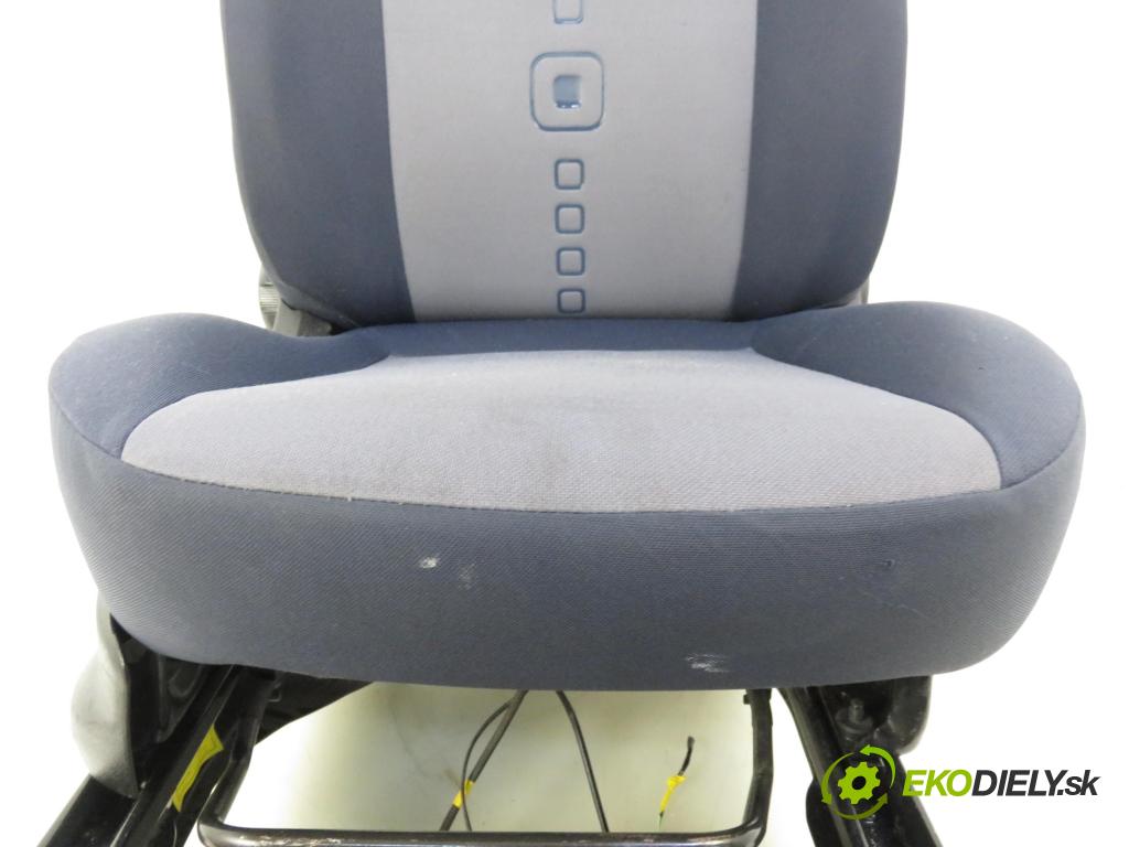 CITROEN NEMO Skrzynia (AA_) KOMBIVAN 2009 1398,00 Fotele, kanapy 1398,00 Sedadlo