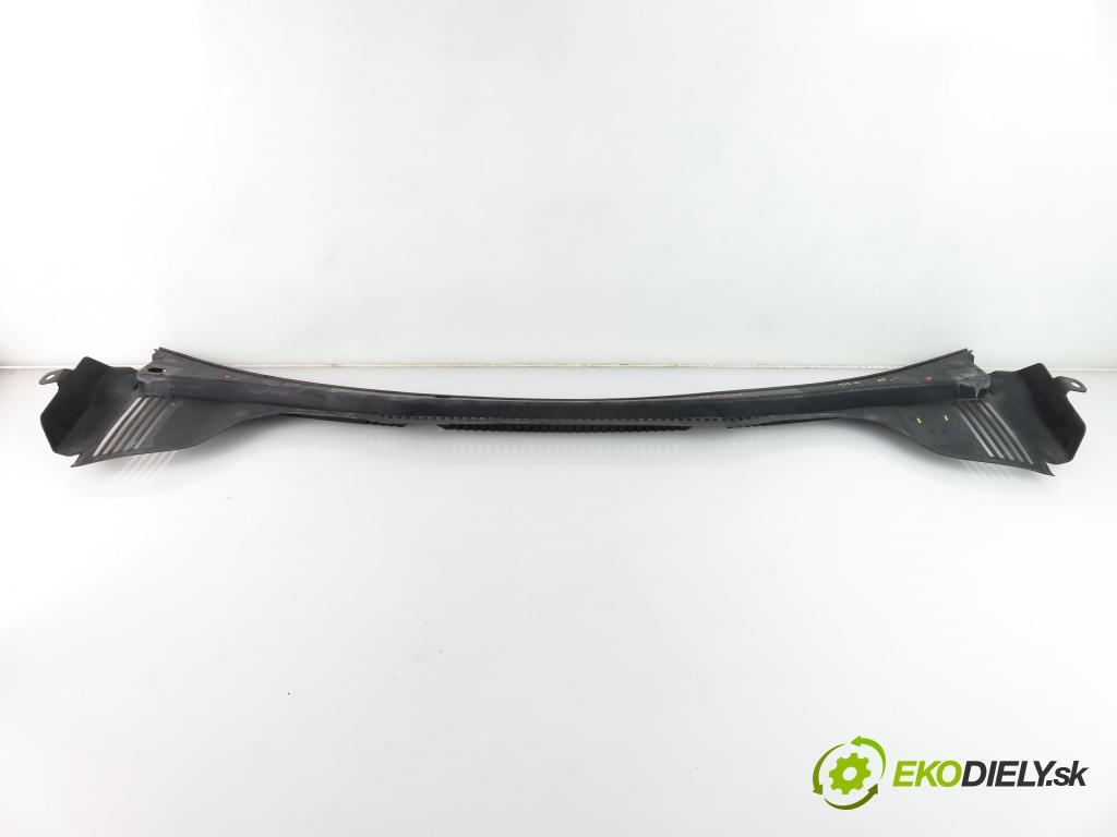 SEAT IBIZA IV (6J5, 6P1) HB 2010 1390,00 Podszybia 1390,00 Torpédo, plast pod čelné okno 6J1853185 (Torpéda)