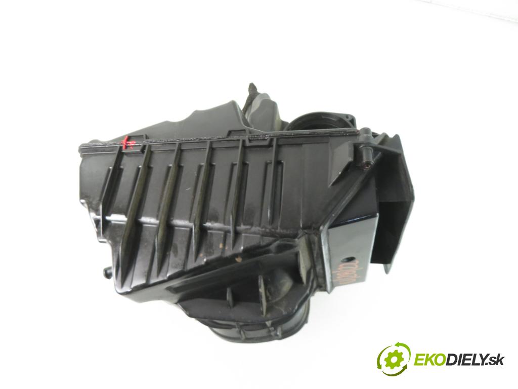 RENAULT MEGANE III Grandtour (KZ0/1) KOMBI 2010 1461,00 Obudowy filtrów powietrza 1461,00 Obal filtra vzduchu 8200947663 (Obaly filtrov vzduchu)