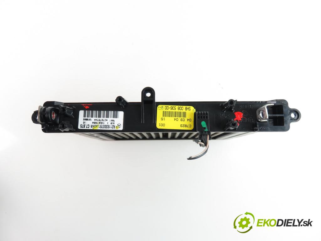 MERCEDES-BENZ KLASA E (W211) SEDAN 2004 3222,00 Nagrzewnice 3222,00 Výhrevné teleso, radiátor kúrenia elektrická A2118300761 (Radiátory kúrenia)