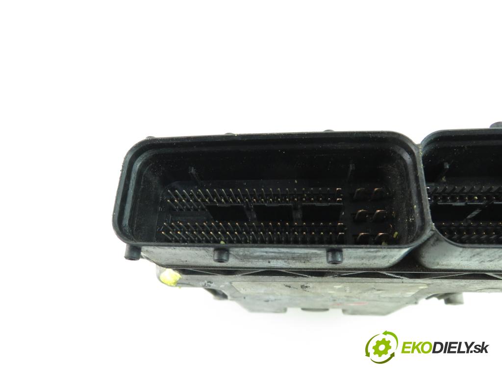 FIAT STILO Multi Wagon (192_) KOMBI 2005 1910,00 Sterowniki silnika 1910,00 Riadiaca jednotka Motor 0281011510;55198820
