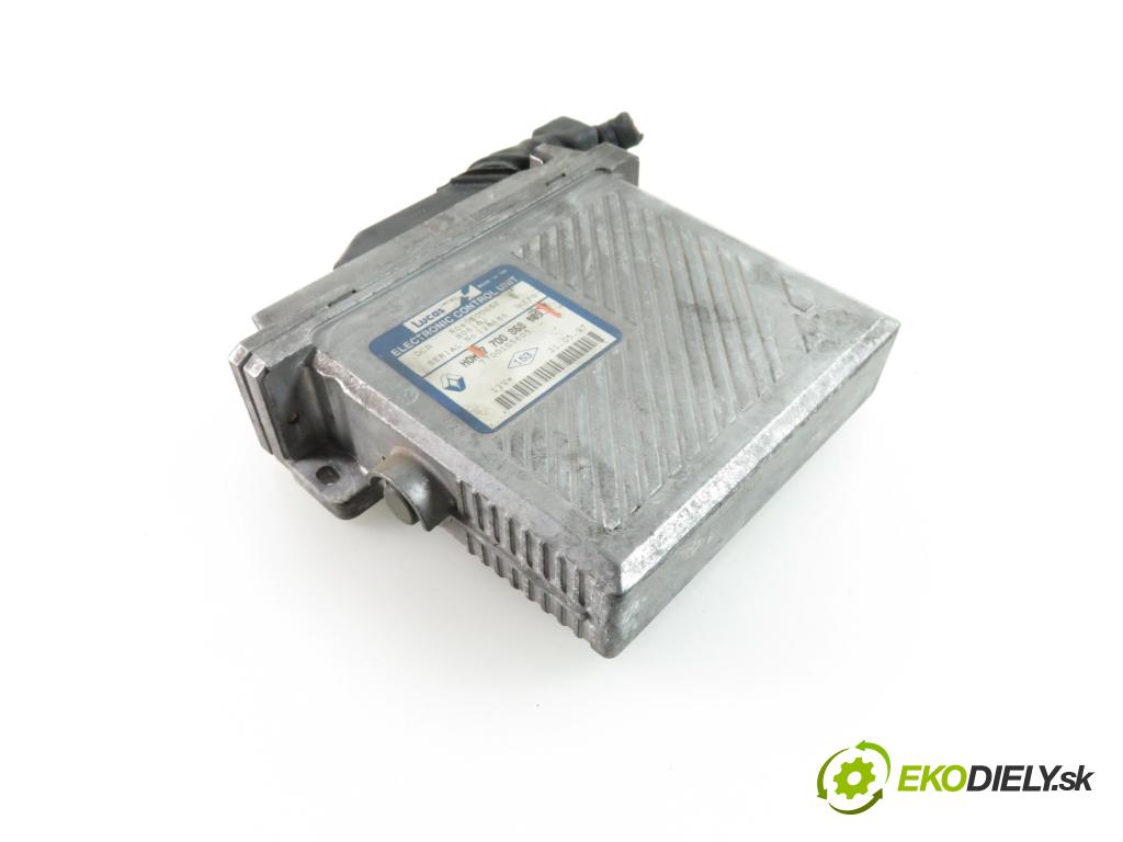 RENAULT MEGANE Scenic (JA0/1_) MINIVAN 1998 1870,00 Sterowniki silnika 1870,00 Riadiaca jednotka Motor 7700868189