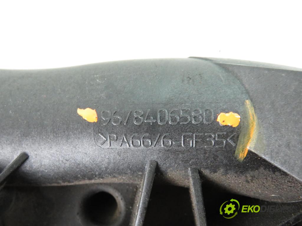 PEUGEOT 508 SW I (8E_) KOMBI 2011 1560,00 Przewody chłodnic powietrza 1560,00 Rúra intercoolera turba 9678406580;9685598580;9687261180