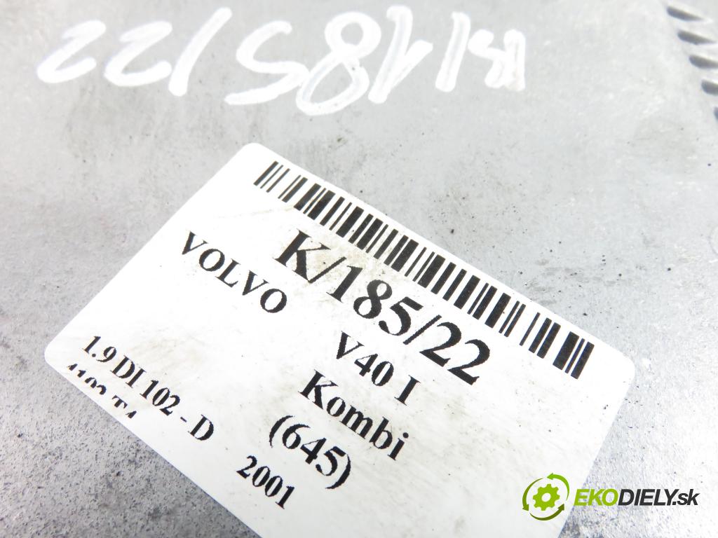 VOLVO V40 Kombi (645) KOMBI 2000 1870,00 Sterowniki silnika 1870,00 Riadiaca jednotka Motor 0281010440;HOM8200065994;8200112253