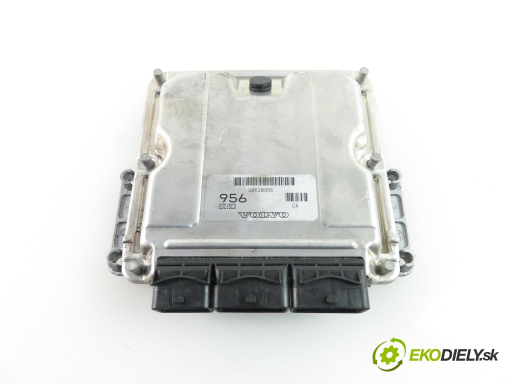 VOLVO V40 Kombi (645) KOMBI 2000 1870,00 Sterowniki silnika 1870,00 Riadiaca jednotka Motor 0281010440;HOM8200065994;8200112253