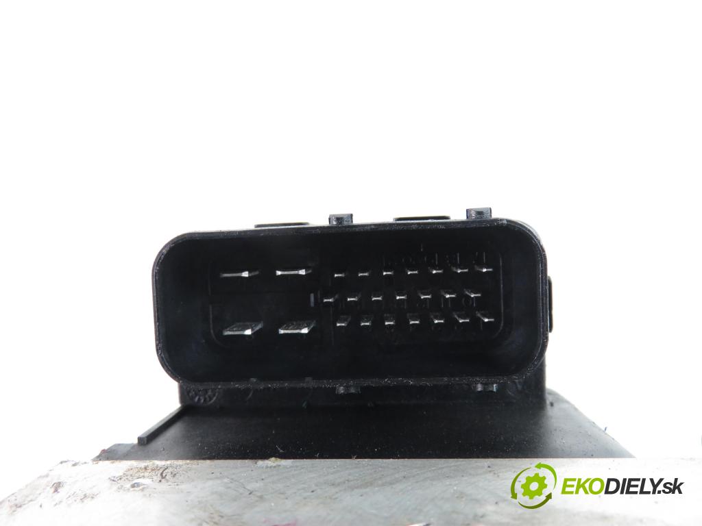 DAIHATSU SIRION (M1) HB 1998 989,00 Sterowniki ABS 989,00 Pumpa ABS 4451097201 (Pumpy ABS)