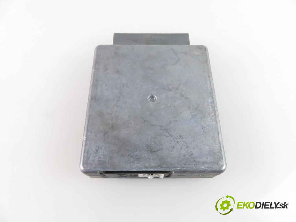 FORD FOCUS Turnier (DNW) KOMBI 2004 1988,00 Sterowniki silnika 1988,00 Riadiaca jednotka Motor 3S4A12A650KE;F5SB14A624AA