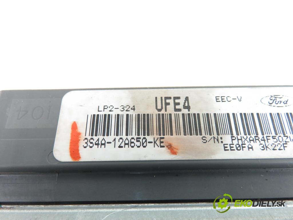 FORD FOCUS Turnier (DNW) KOMBI 2004 1988,00 Sterowniki silnika 1988,00 Riadiaca jednotka Motor 3S4A12A650KE;F5SB14A624AA