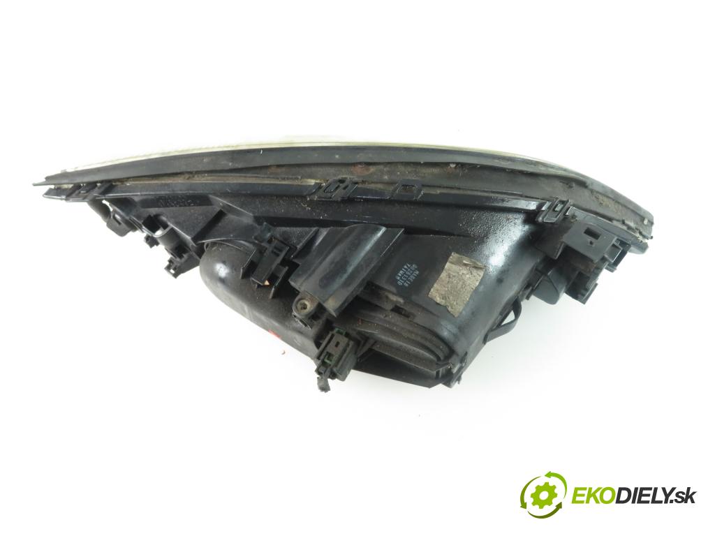 FORD MONDEO III Turnier (BWY) KOMBI 2001 1998,00 Lampy przednie 1998,00 Svetlo LP