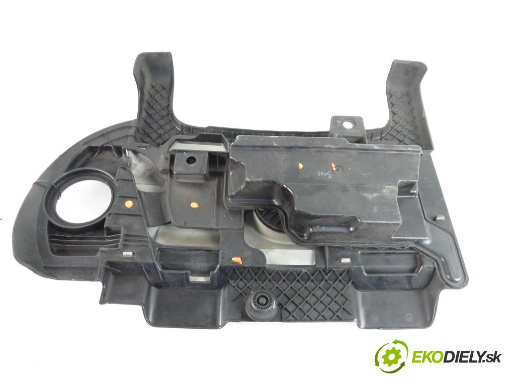 VW GOLF V (1K1) HB 2008 1390,00 Górne 1390,00 kryt motora 03C103925BB