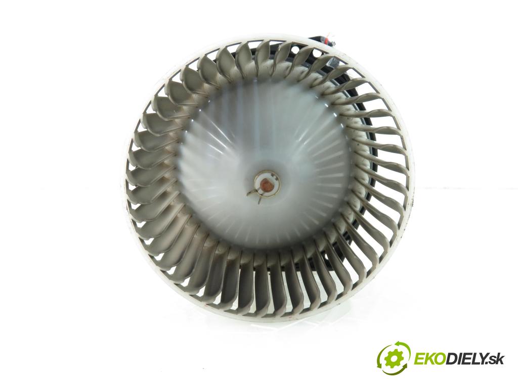 MITSUBISHI OUTLANDER I (CU_W) SUV 2003 1997,00 Dmuchawy 1997,00 Ventilátor vetráku 5027261040