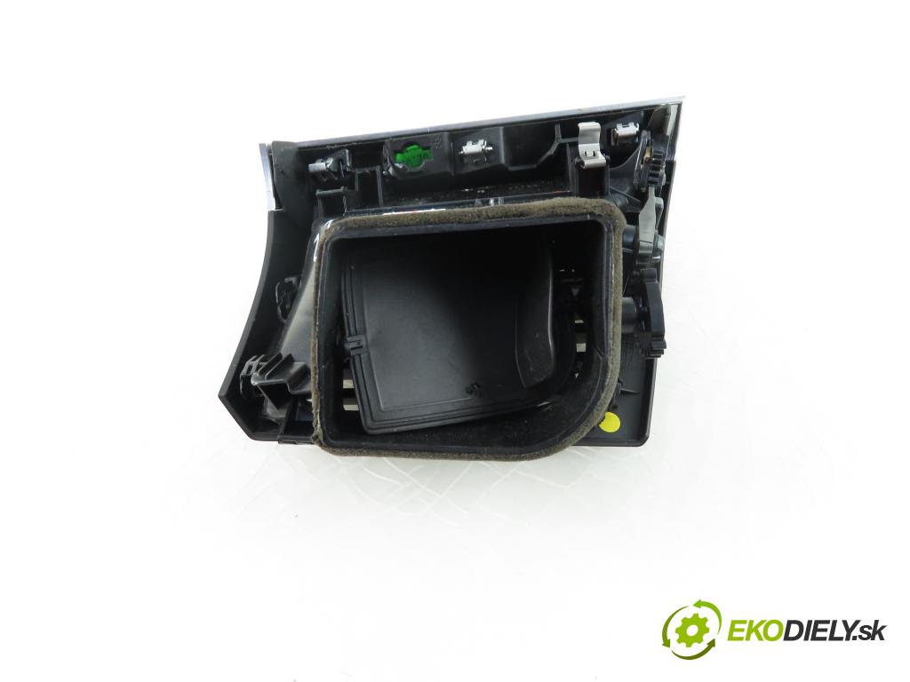 BMW X6 (E71, E72) SUV 2009 2993,00 Kratki nawiewu 2993,00 Mriežky kúrenia ľavá strana 7161803 (Mriežky kúrenia (fukáre))