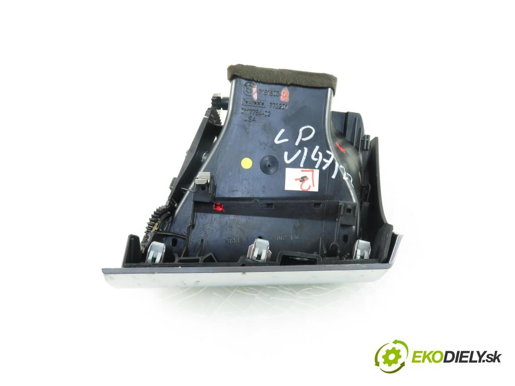 BMW X6 (E71, E72) SUV 2009 2993,00 Kratki nawiewu 2993,00 Mriežky kúrenia ľavá strana 7161803 (Mriežky kúrenia (fukáre))