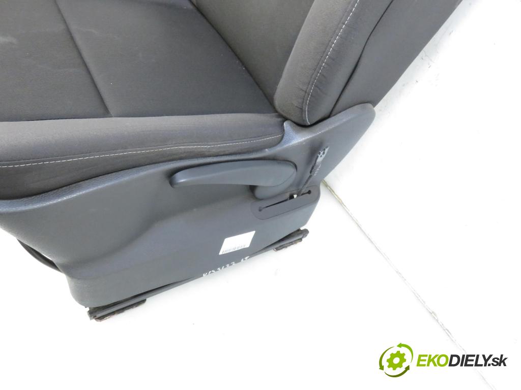 RENAULT MODUS / GRAND MODUS (F/JP0_) MINIVAN 2012 1461,00 Fotele, kanapy 1461,00 Sedadlo LP + PP