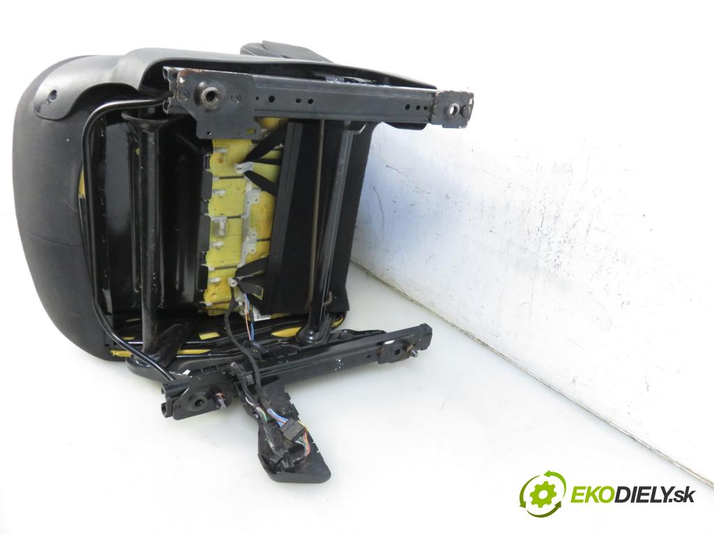 RENAULT MODUS / GRAND MODUS (F/JP0_) MINIVAN 2012 1461,00 Fotele, kanapy 1461,00 Sedadlo LP + PP