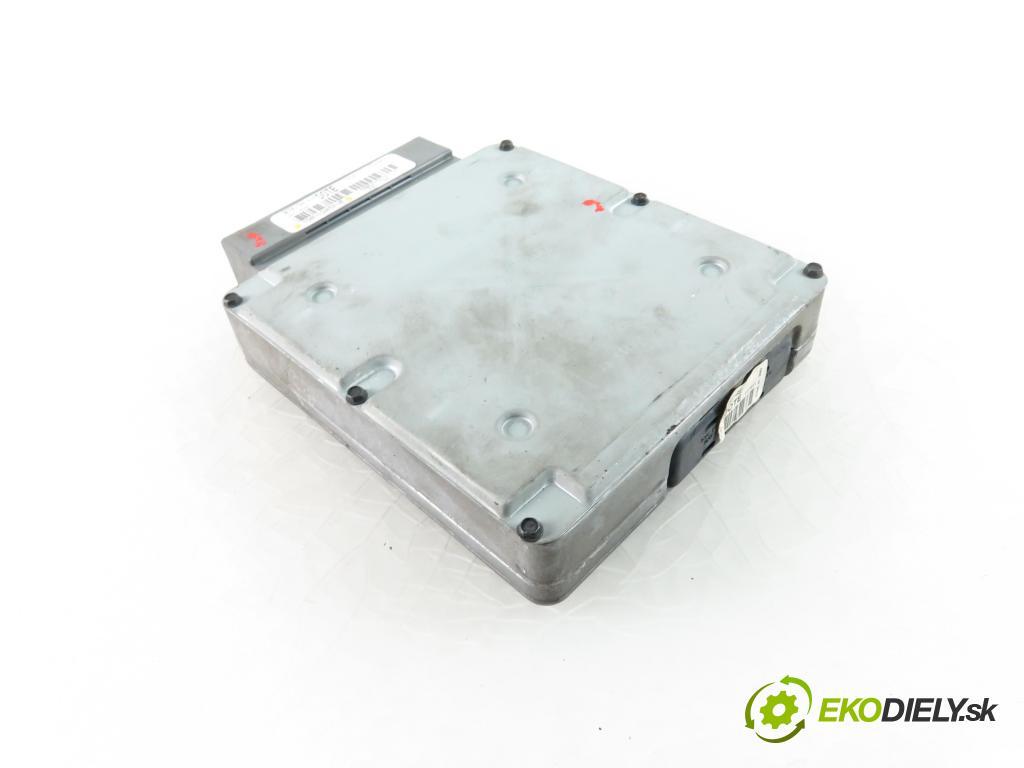 FORD FOCUS Turnier (DNW) KOMBI 2001 1753,00 Sterowniki silnika 1753,00 Riadiaca jednotka Motor 1S4F12A650AE