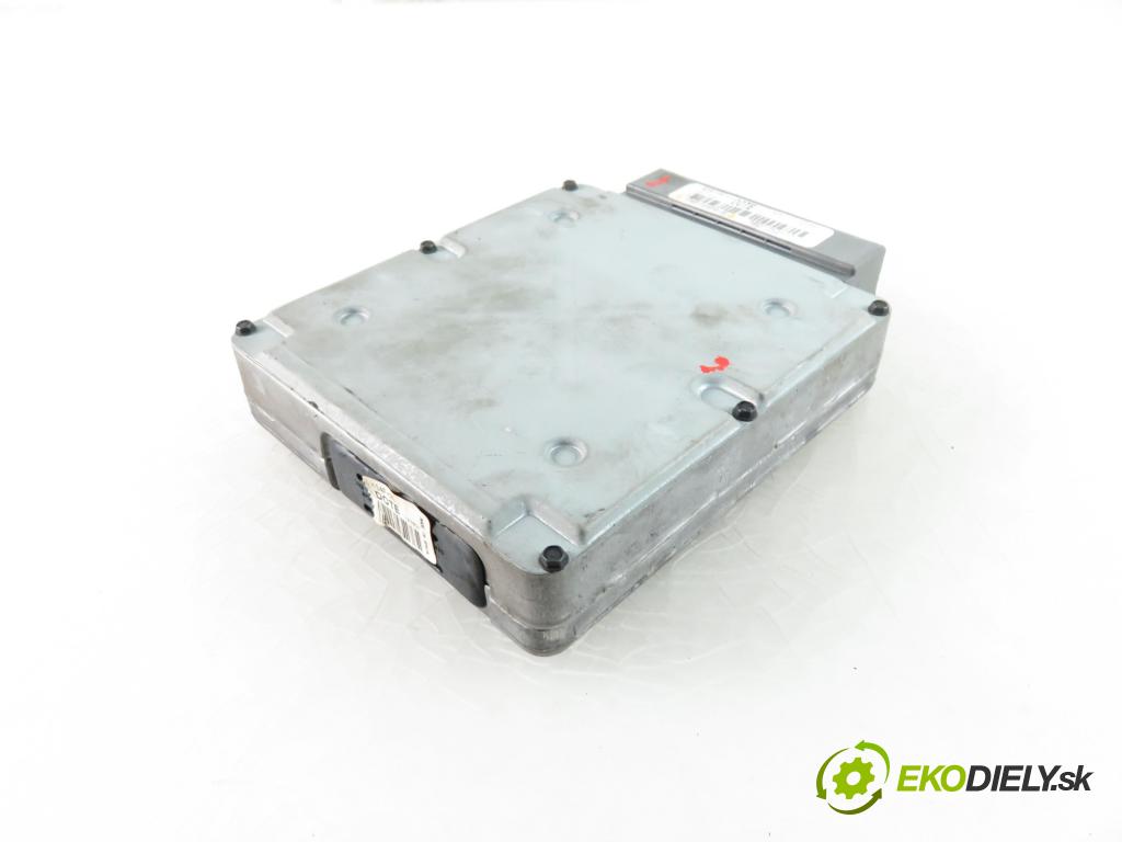 FORD FOCUS Turnier (DNW) KOMBI 2001 1753,00 Sterowniki silnika 1753,00 Riadiaca jednotka Motor 1S4F12A650AE
