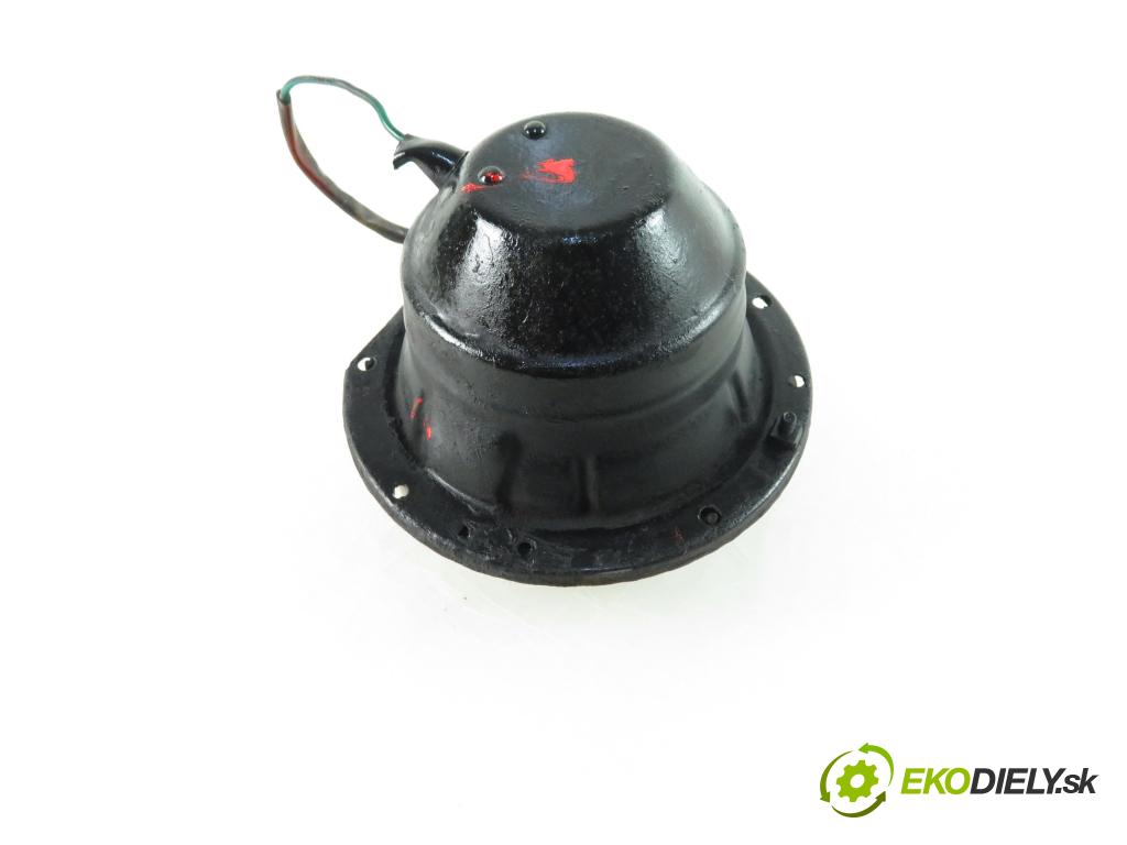 FSO-FSC 125P SEDAN 1971 1,50 Lampy przednie 1481,00 Svetlo PP