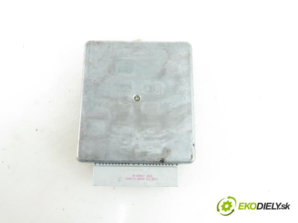 FORD FOCUS (DAW, DBW) HB 2001 1388,00 Sterowniki silnika 1388,00 Riadiaca jednotka Motor 1M5F12A650AC