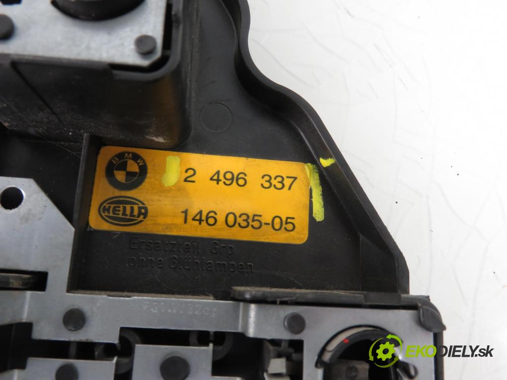 BMW 5 (E39) SEDAN 1999 110,00 520 i - 150 M52 B20 (206S4) 1991,00 vložka svetla ľavy zadné 2496337