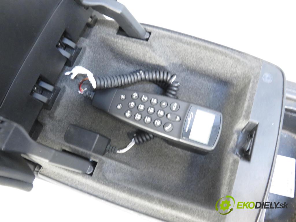 PORSCHE CAYENNE (9PA) SUV 2005 4511,00 Fotele, kanapy 4511,00 Sedadlá, sedačky