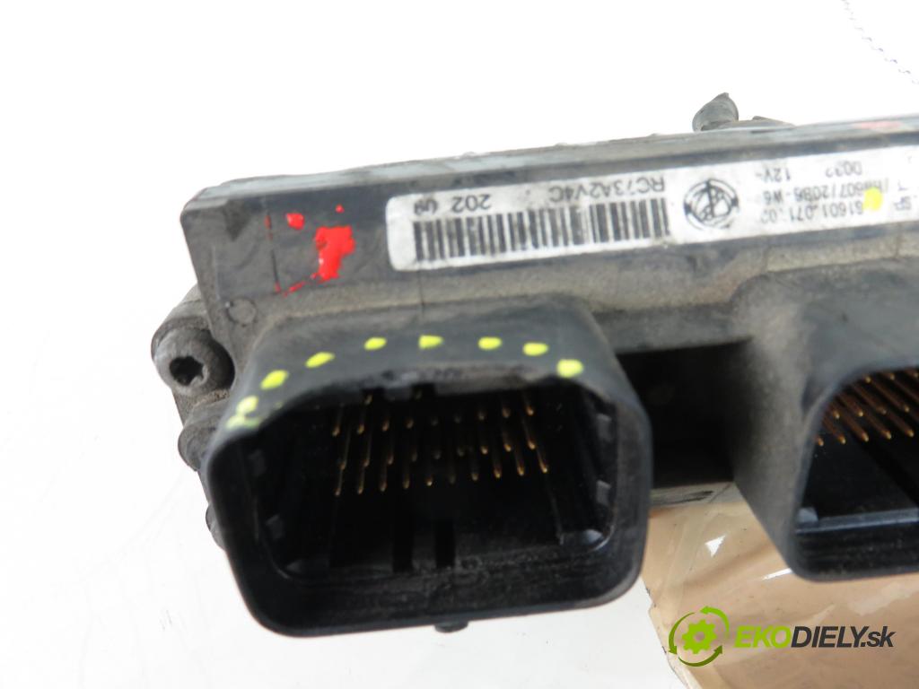 FIAT PANDA (169_) HB 2004 1242,00 Sterowniki silnika 1242,00 Riadiaca jednotka Motor 6160107102