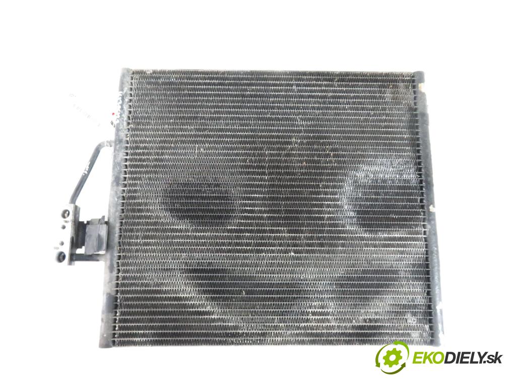 BMW 5 (E39) SEDAN 1999 1991,00 Chłodnice klimatyzacji (skraplacze) 1991,00 chladič klimatizácie  (Chladiče klimatizácie)