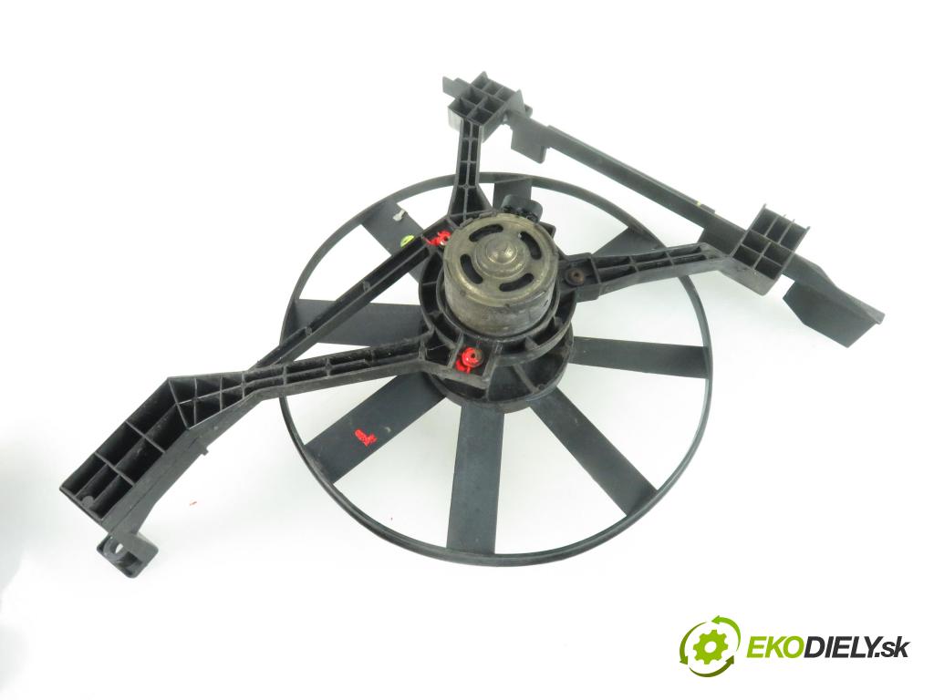 SMART CITY-COUPE (450) HB 2000 698,00 Wentylatory 698,00 Ventilátor chladič vody 0003405V007