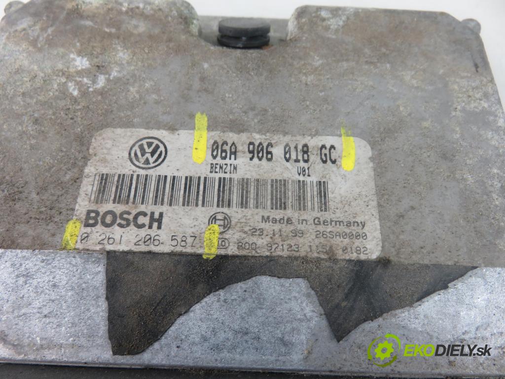 SEAT LEON (1M1) HB 1999 1781,00 Sterowniki silnika 1781,00 Riadiaca jednotka Motor 06A906018GC