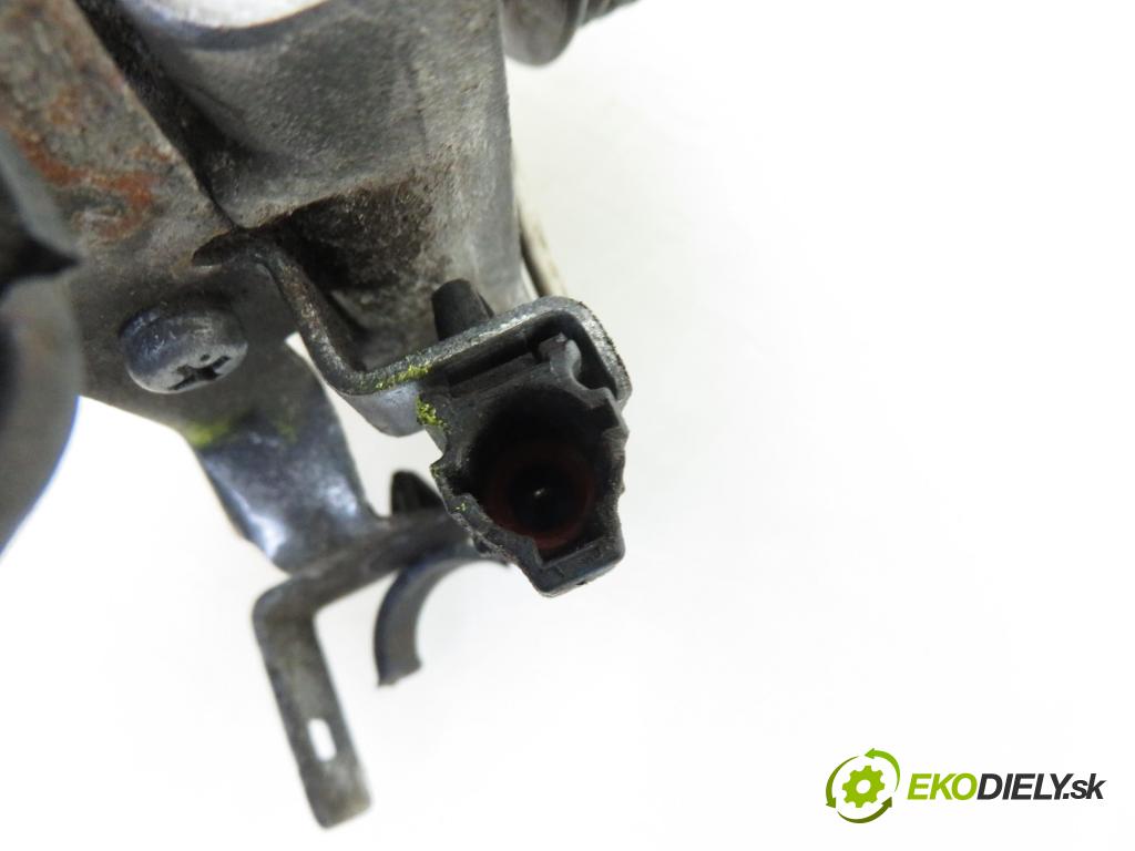 SUBARU IMPREZA liftback (GR, GH, G3) HB 2010 79,00 1.5 F 107 - EL15 1498,00 KOMPRESOR: klimatizace  (Kompresory)