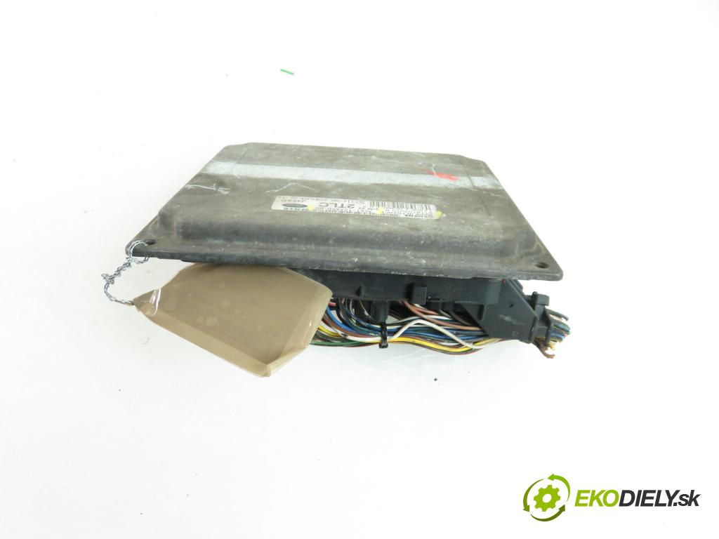 FORD FIESTA V (JH_, JD_) HB 2003 1242,00 Sterowniki silnika 1242,00 Riadiaca jednotka Motor S118107010B;3S6112650BB