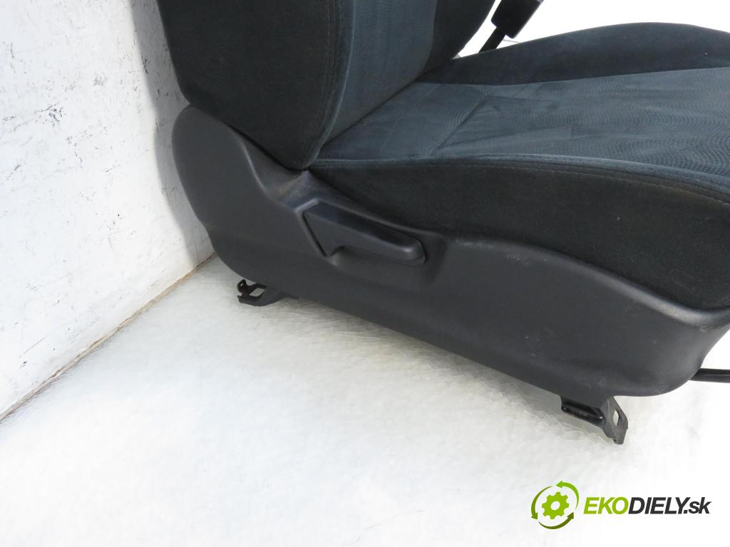 SUBARU IMPREZA liftback (GR, GH, G3) HB 2010 1498,00 Fotele, kanapy 1498,00 Sedadlá, sedačky