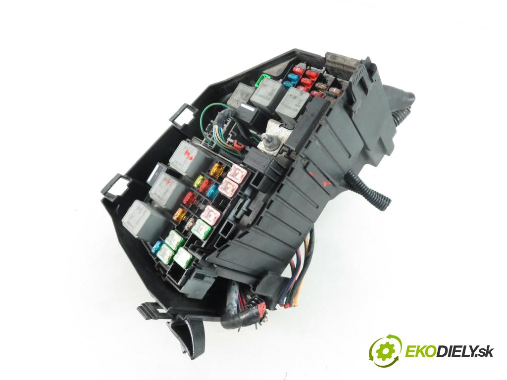FORD S-MAX (WA6) MINIVAN 2007 1753,00 Skrzynki bezpieczników 1753,00 skříňka POJISTKY: 6G9T14A067AB