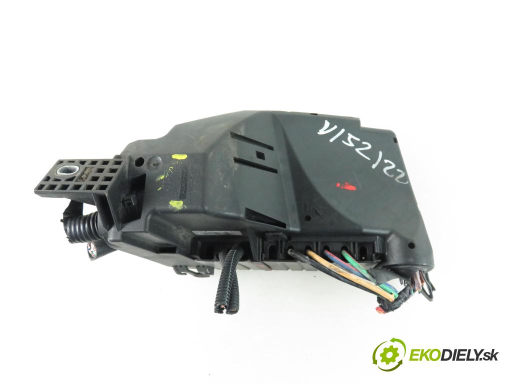 FORD S-MAX (WA6) MINIVAN 2007 1753,00 Skrzynki bezpieczników 1753,00 skříňka POJISTKY: 6G9T14A067AB