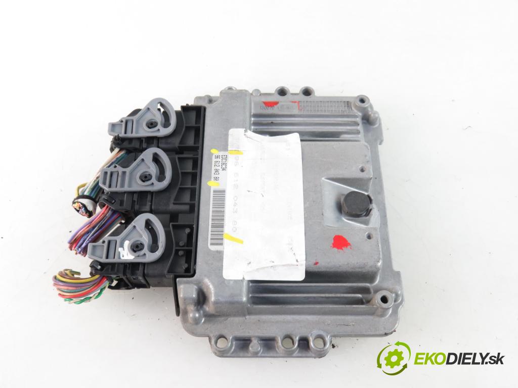 CITROEN C4 I (LC_) HB 2006 1560,00 Sterowniki silnika 1560,00 Riadiaca jednotka Motor 9661204380