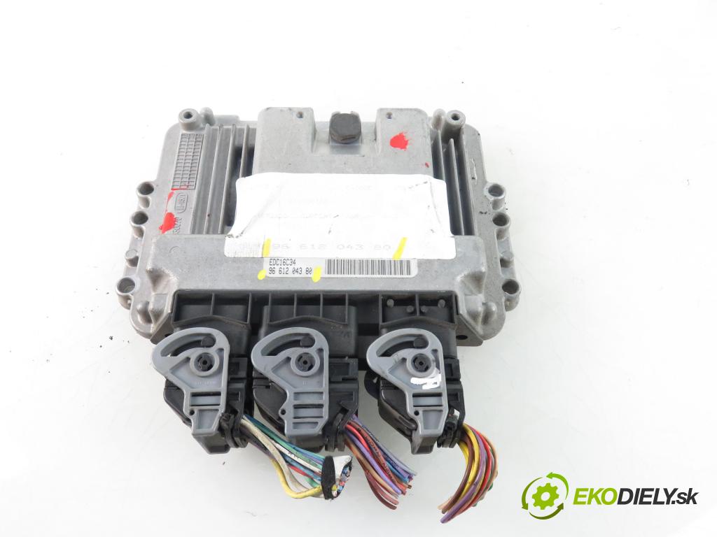 CITROEN C4 I (LC_) HB 2006 1560,00 Sterowniki silnika 1560,00 Riadiaca jednotka Motor 9661204380