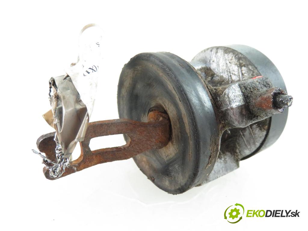 CITROEN XANTIA (X1) LIFTBACK 1995 1761,00 Pozostałe 1761,00 Rozdeľovač hydraulický  (Rozdeľovače)