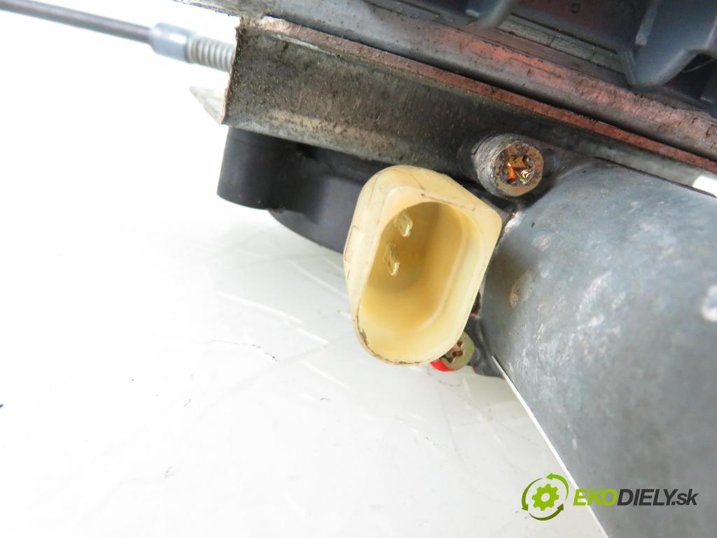 BMW 3 (E46) SEDAN 2001 100,00 320 d 136 - M47 D20 (204D1) 1951,00 Mechanizmus okien 0130821727