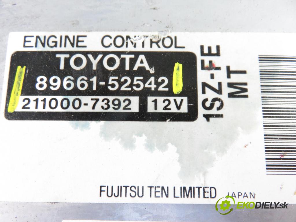 TOYOTA YARIS (_P1_) HB 1999 998,00 Sterowniki silnika 998,00 Riadiaca jednotka Motor 8966152542;2110007392
