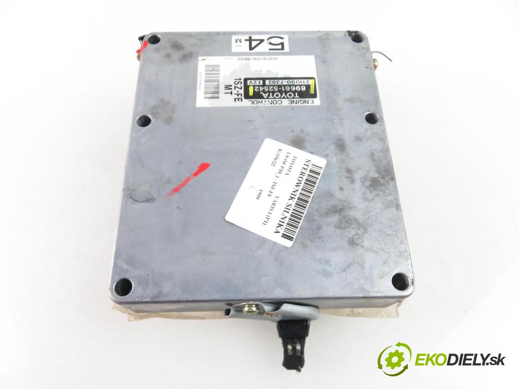 TOYOTA YARIS (_P1_) HB 1999 998,00 Sterowniki silnika 998,00 Riadiaca jednotka Motor 8966152542;2110007392