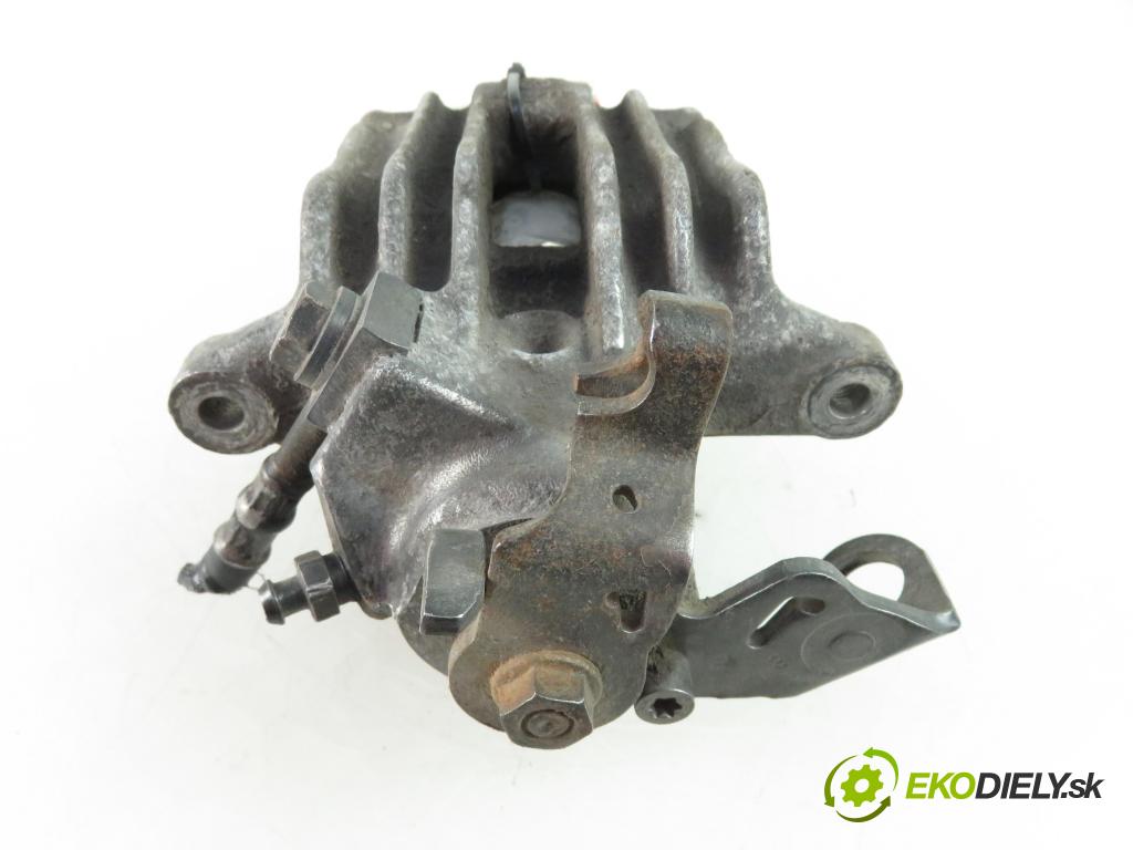 AUDI A3 (8L1) HB 2002 1896,00 Zaciski 1896,00 Brzdič strmeň pravé zadné