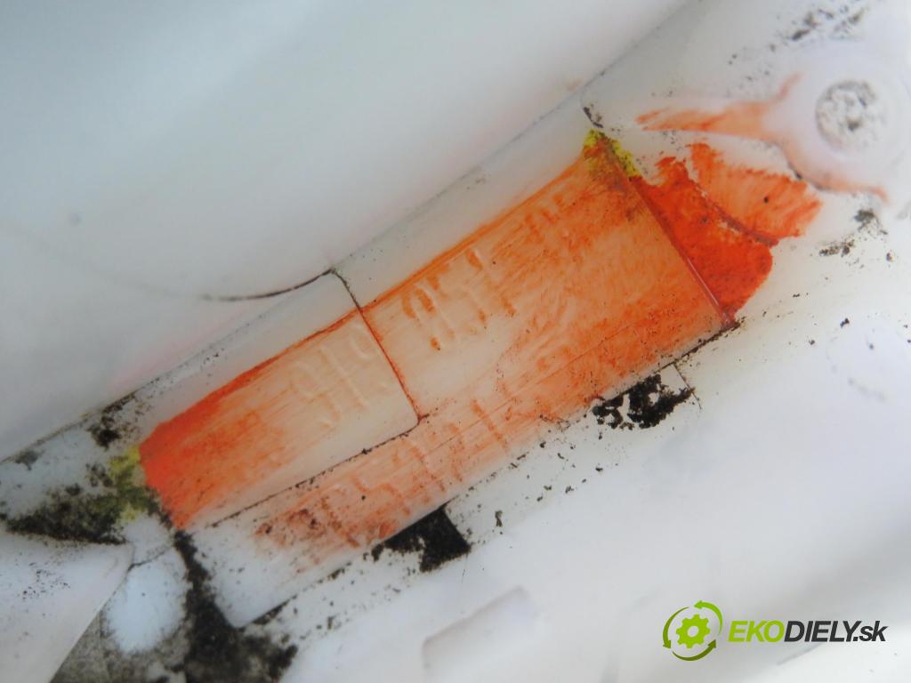 VW PASSAT B6 Variant (3C5) KOMBI 2005 85,00 1.6 FSI - BLF 1598,00 Pumpa paliva 3C0919051AE